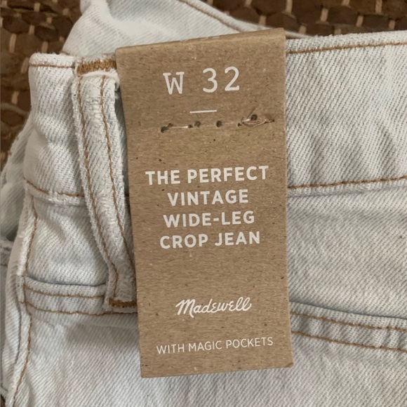 Madewell Jeans- The Perfect Vintage Crop - Picture 4 of 6